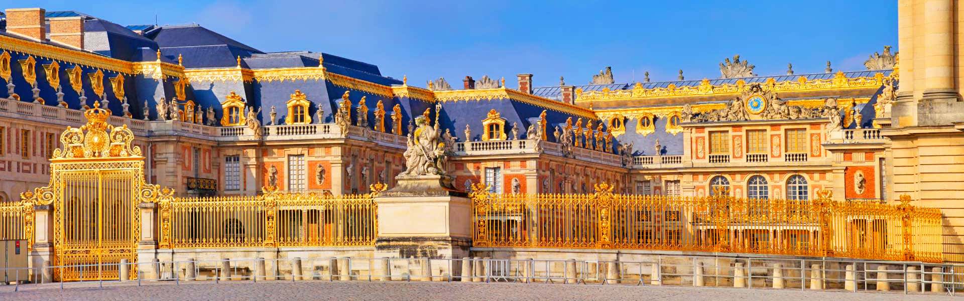 Paris City Trip including Admission to the Palace of Versailles