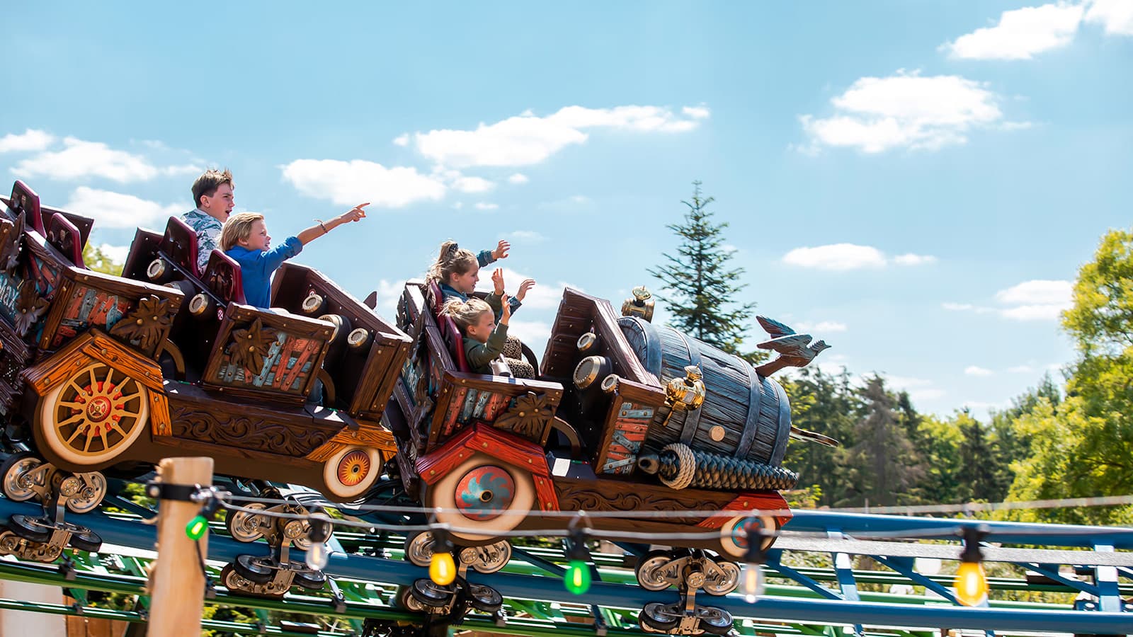Efteling Plezier voor twee | Toegangstickets, hotel naar keuze met ontbijt foto 3